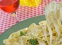 Macarrão ao molho branco