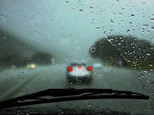 chuva-carro2 Está tudo embaçado ?