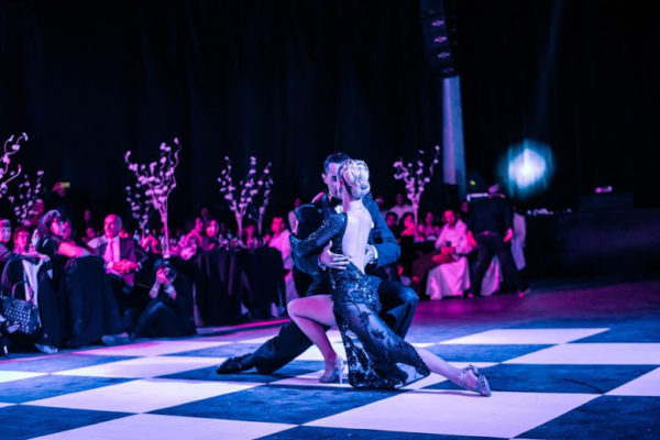 Louise Malucelli, Bailarina de Tango que Orgulha o Brasil e Engrandece a Dança Típica da Argentina - Entrevista exclusiva - Por Lino Tavares - A entrevistada...