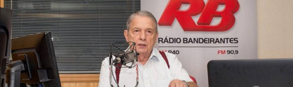José Paulo de Andrade foi um jornalista e bacharel em Direito brasileiro. Participou dos programas de rádio O Pulo do Gato e Jornal da Bandeirantes Gente, da Rádio Bandeirantes