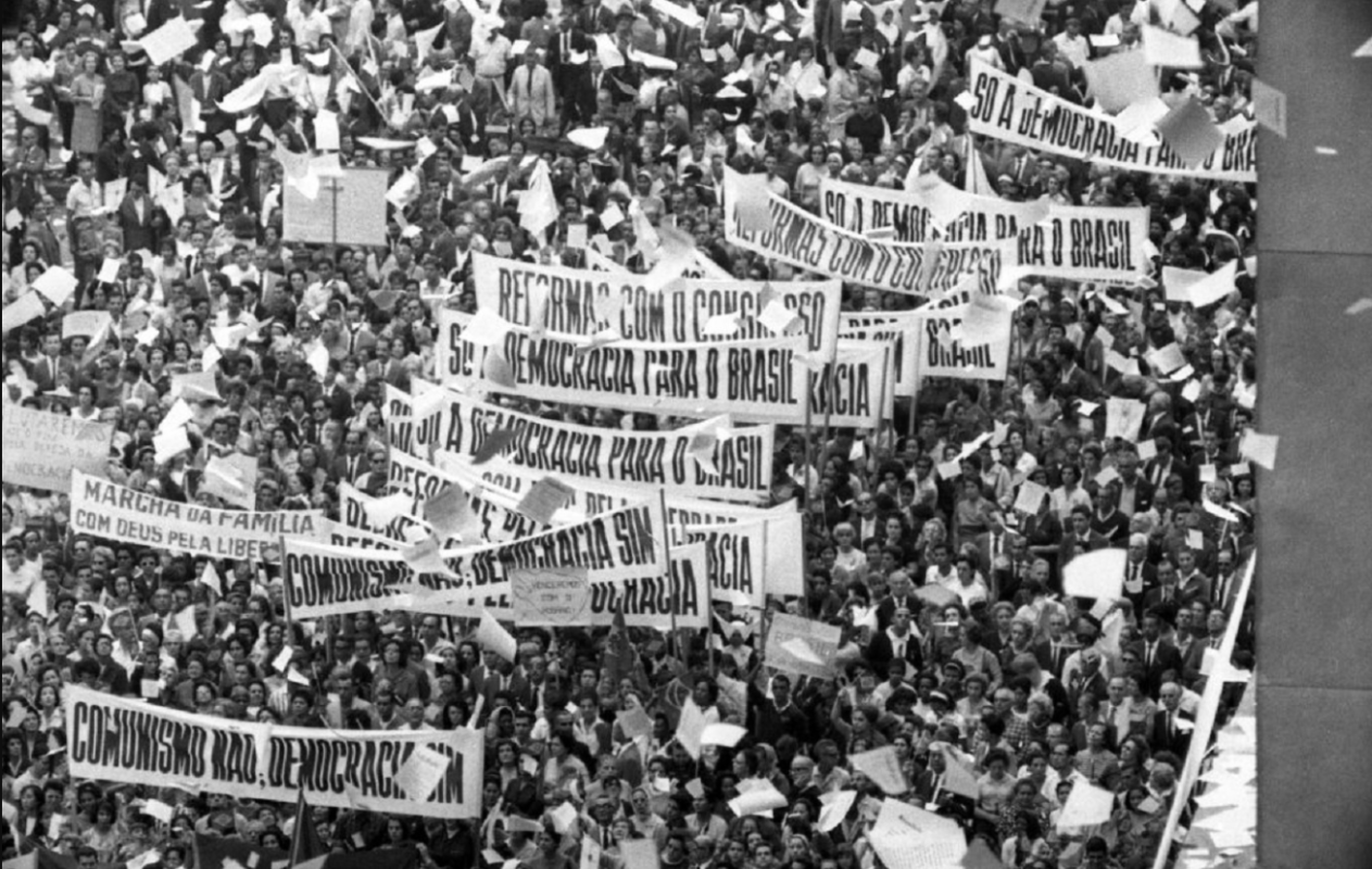 Revolução - O dia 7 de Setembro é o mais importante da Nação brasileira, pois foi nele, em 1822, que nossa Pátria se tornou independente, passando a caminhar...