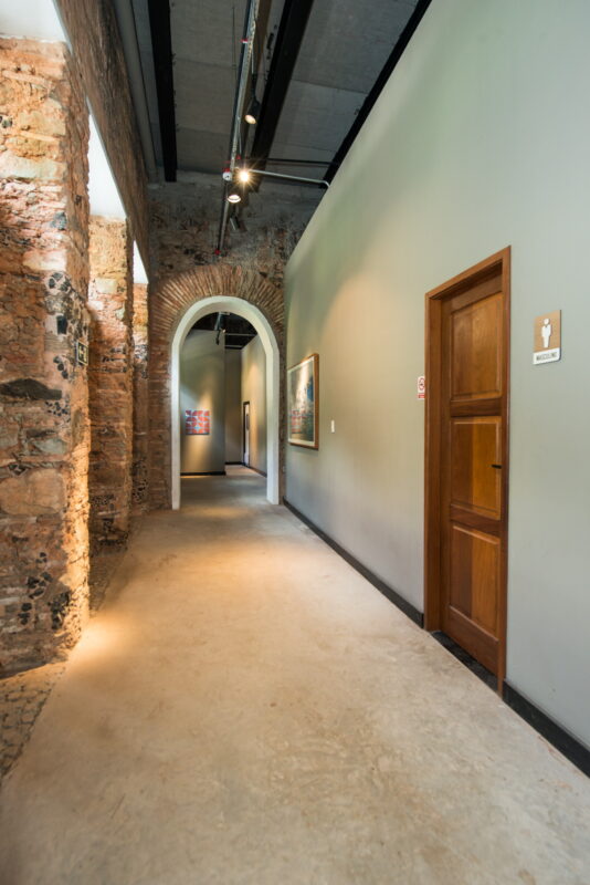 Conhecido como Patrimônio Mundial da Humanidade pela UNESCO, o Centro Histórico de Salvador abriga as raízes culturais, arquitetônicas e o DNA da primeira...