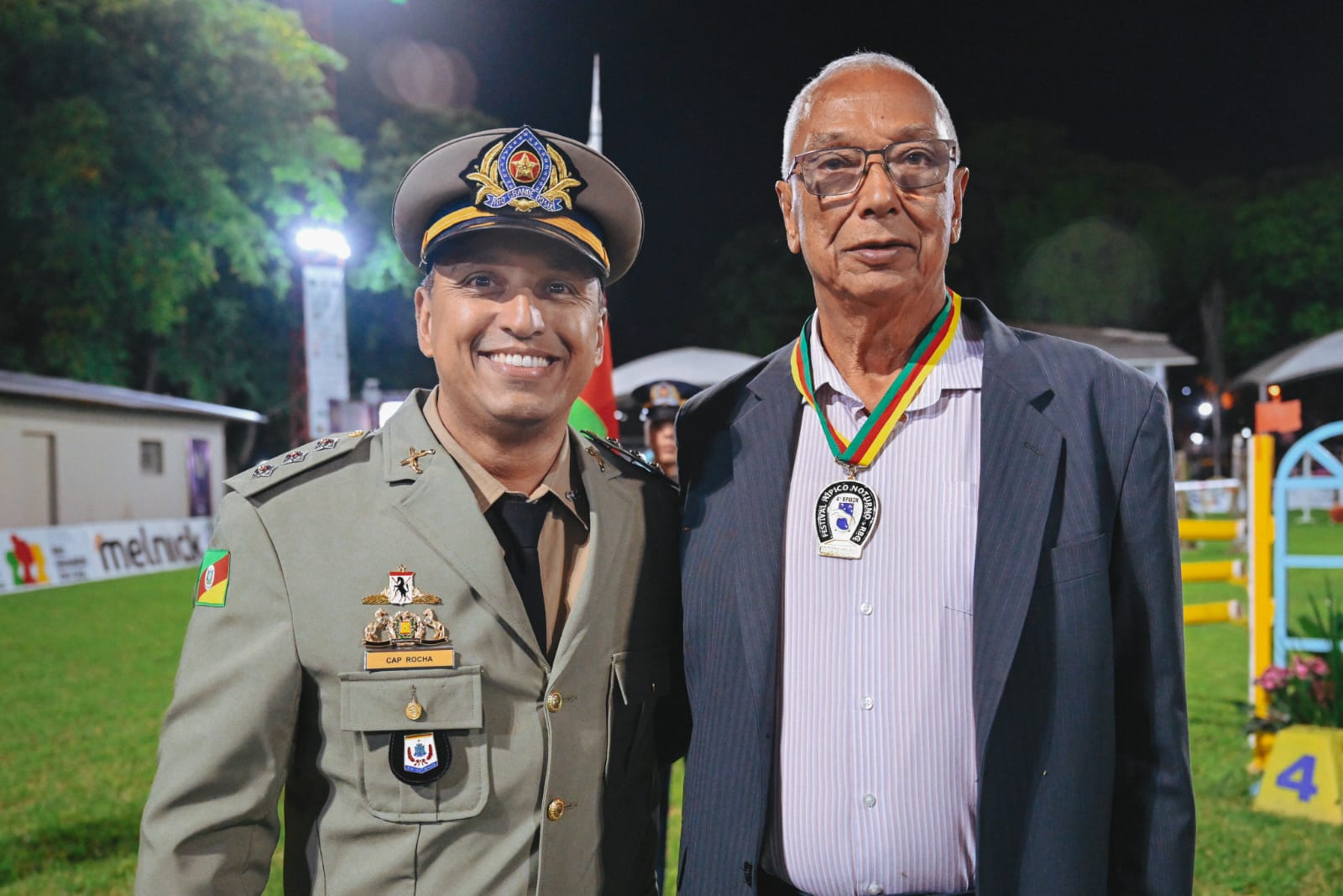 Capitão PM Fabiano Rocha: Trajetória de Honra e Dedicação na Brigada Militar do Rio Grande do Sul 7 O Capitão PM Fabiano Bastos da Rocha, oficial da Brigada Militar do Rio Grande do Sul, representa uma história de superação, disciplina e compromisso com a...