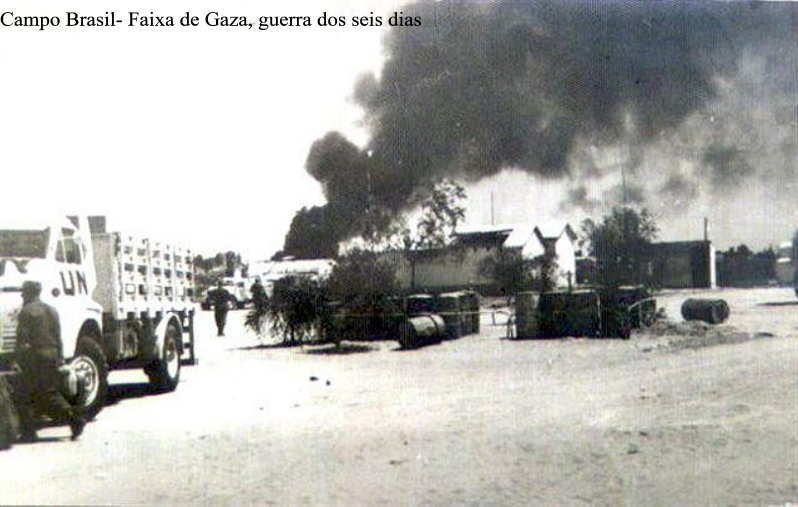 Falcão Negro em Perigo e o Batalhão Suez 1 O cinema contemporâneo imortalizou o filme Falcão Negro em Perigo, lançado em 18 de janeiro de 2002, como um retrato fiel da complexidade militar.