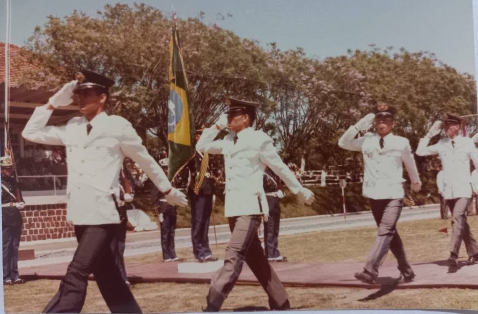 Marco Santos, Foco em Liderança e Visão de Estado 4 Marco Santos é pesquisador, articulista e analista de temas relacionados à democracia, direitos fundamentais, segurança pública e política institucional